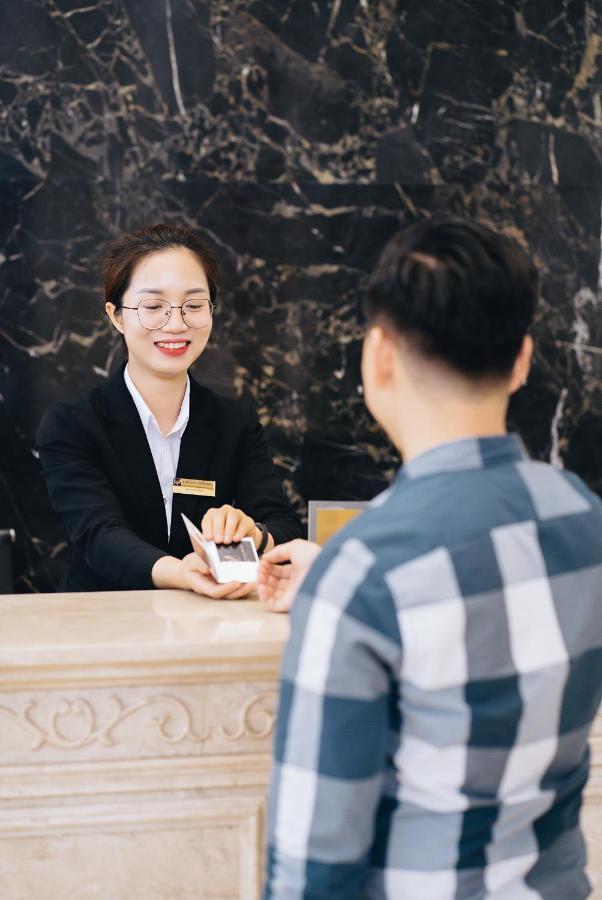 Manh Quan Luxury Hotel Vinh Yen Exterior foto