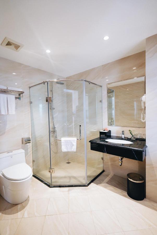 Manh Quan Luxury Hotel Vinh Yen Exterior foto