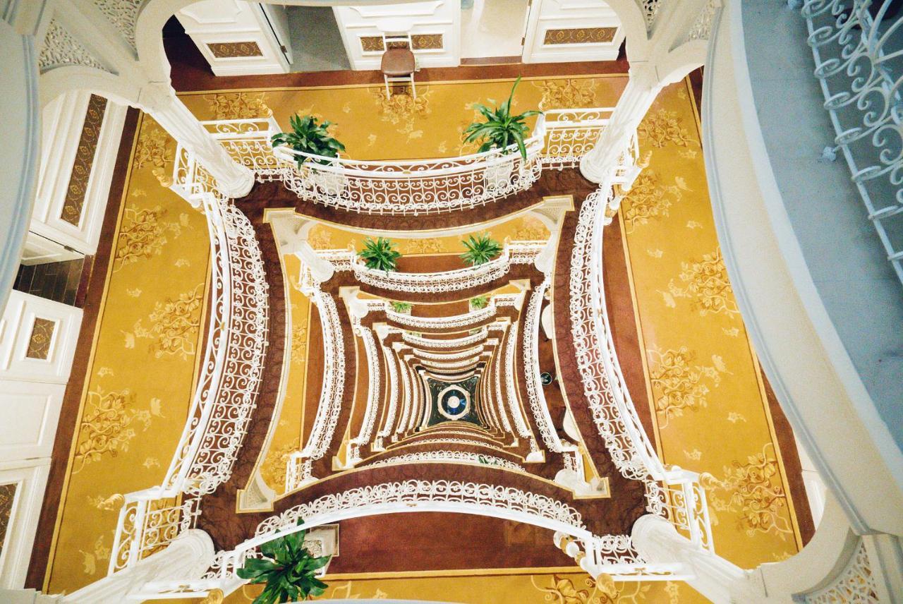 Manh Quan Luxury Hotel Vinh Yen Exterior foto